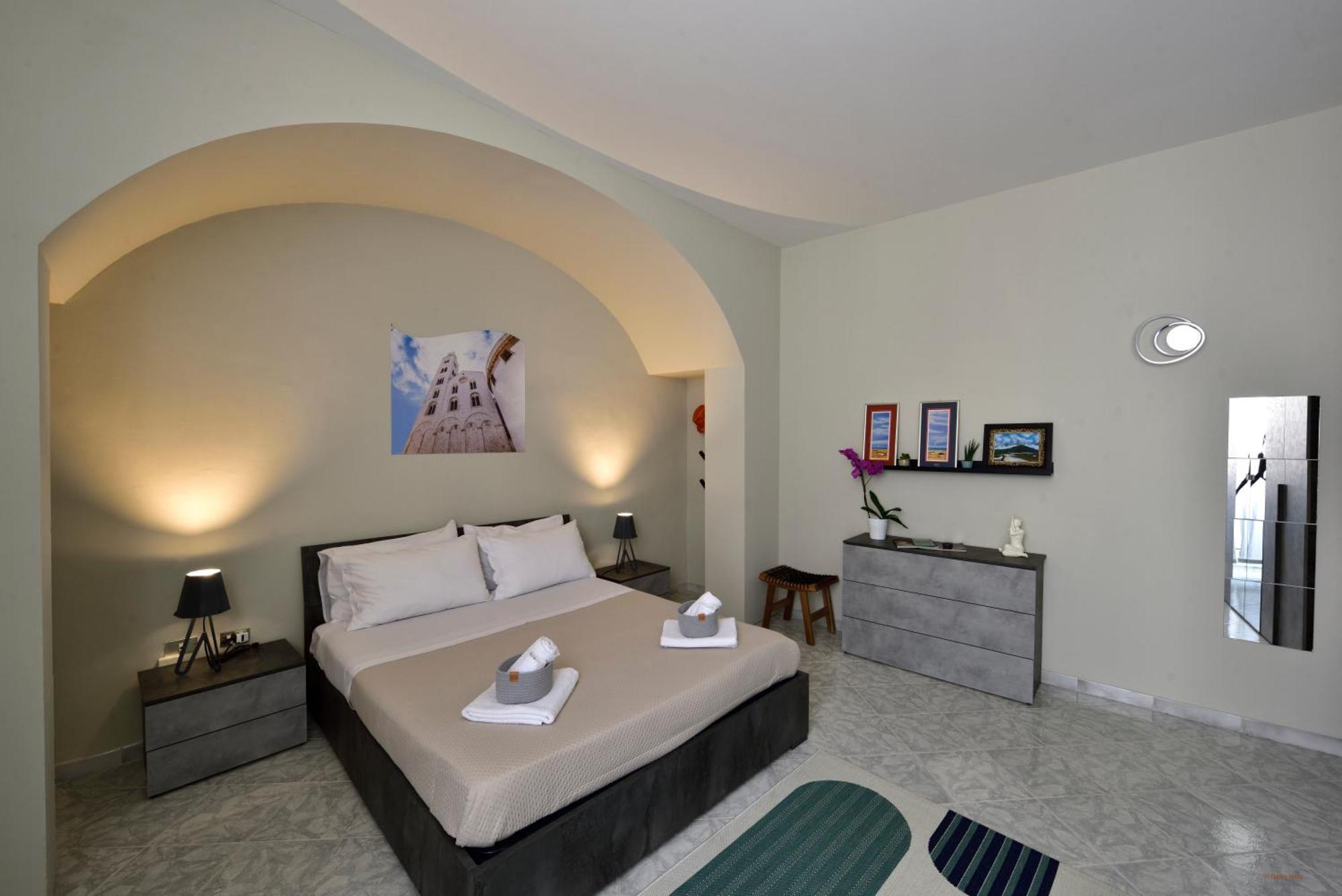 Ciaobari Apartment - Elegant 4 Bedrooms In The Heart Of Old Town Exterior foto